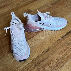 Nike Air Max 270